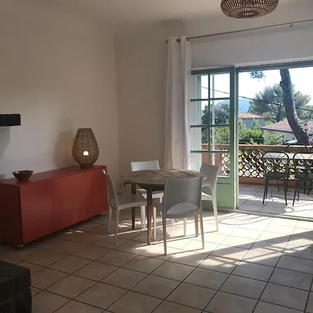 Avec Terrasse,